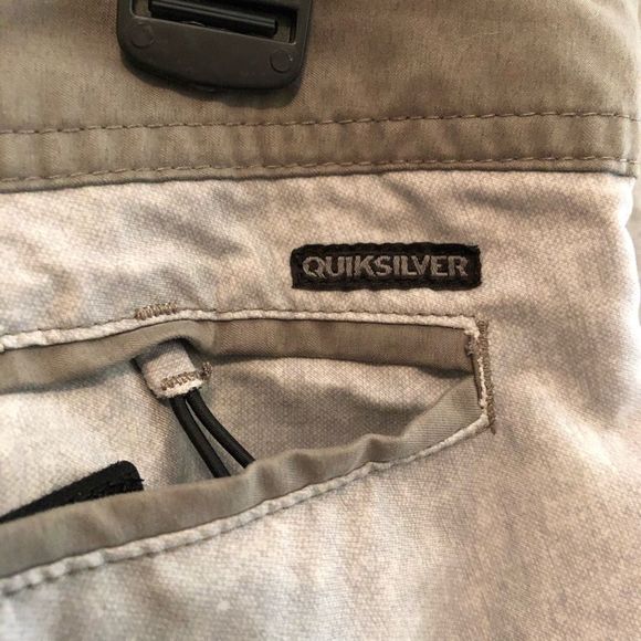 Gray Quicksilver Amphibians Hybrid Board Shorts Men’s Size 32 - Picture 7 of 8
